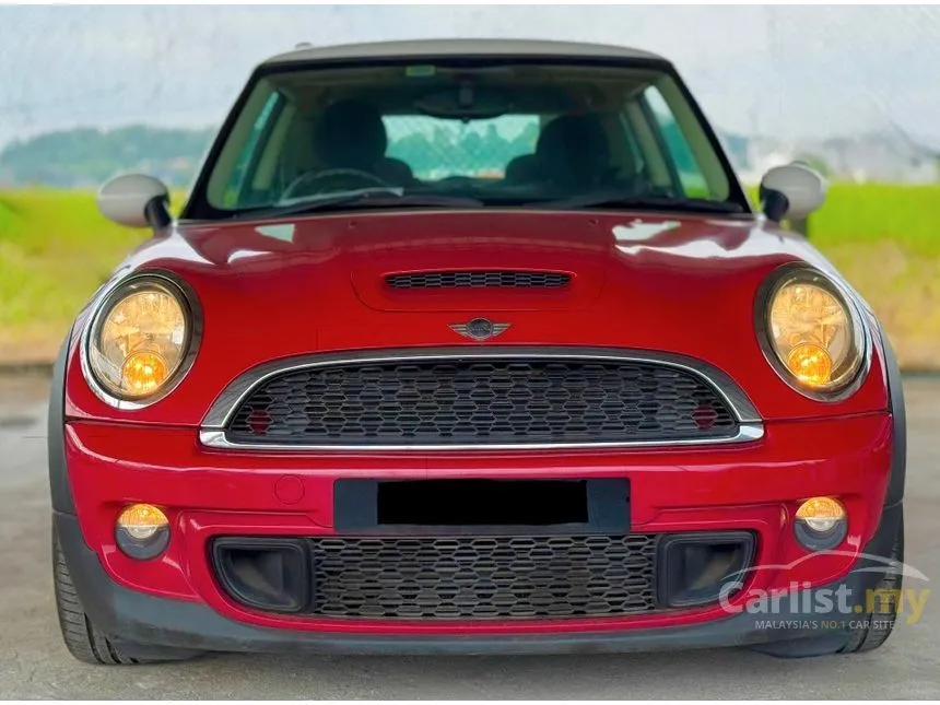 2011 MINI Cooper S Hatchback