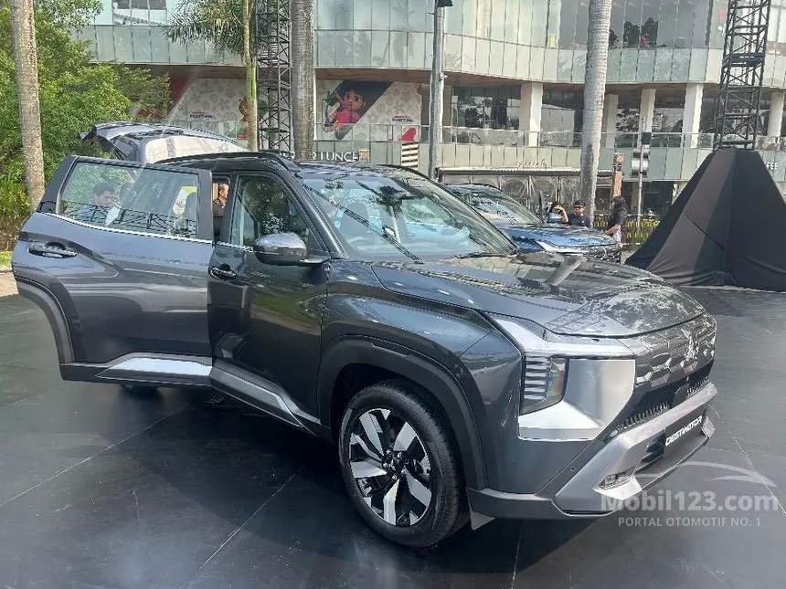 2025 Mitsubishi Destinator Ultimate Premium SUV