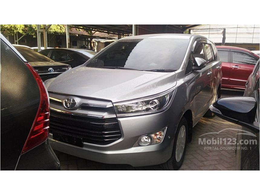 Jual Mobil Toyota Kijang Innova 2018 V 2.4 di Jawa Timur Jual Mobil Toyota Kijang Innova 2018 V 2.4 di Jawa Timur