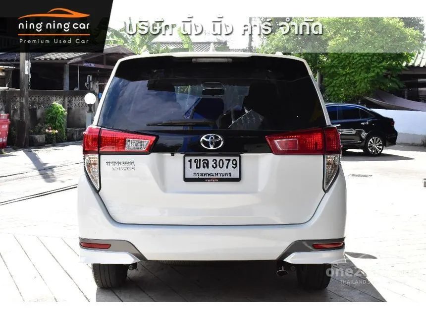 2021 Toyota INNOVA Crysta Wagon