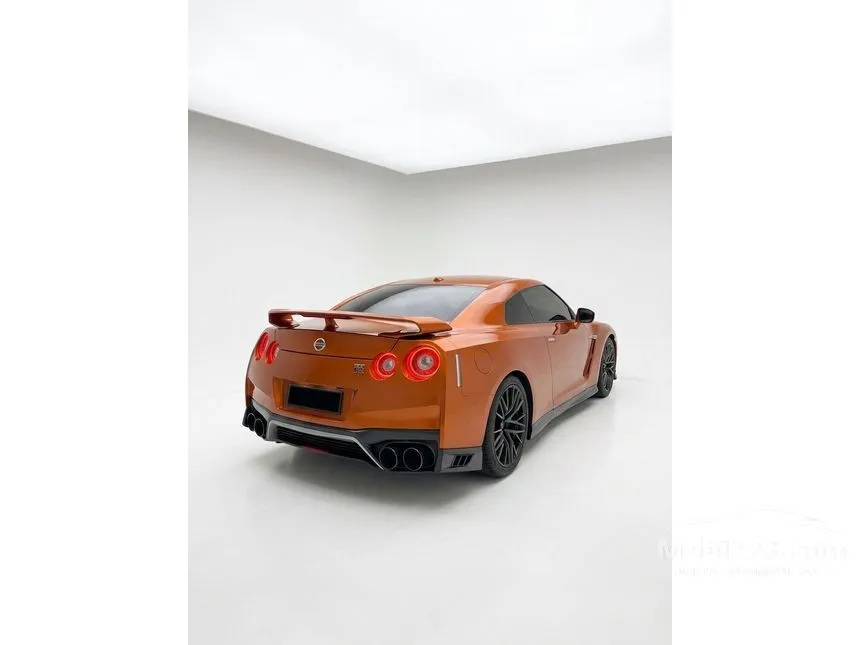 2021 Nissan GT-R Recaro Edition Coupe