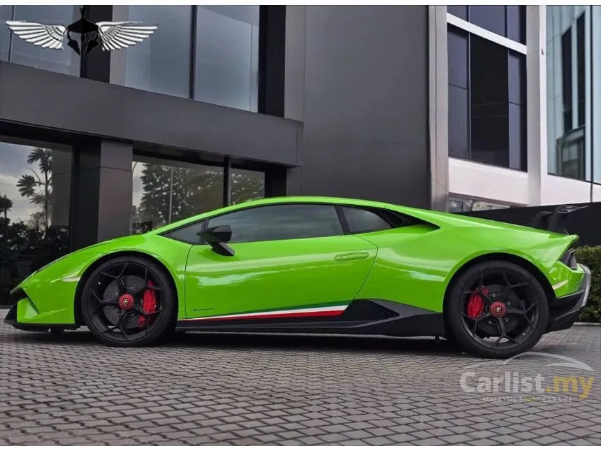 2018 Lamborghini Huracan Performante Coupe