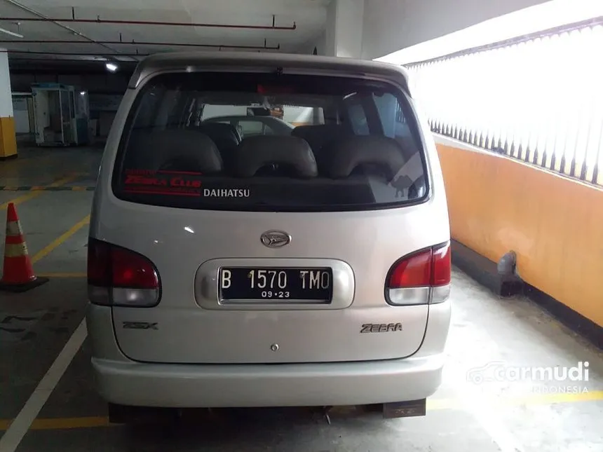 2005 Daihatsu Zebra ZSX Van