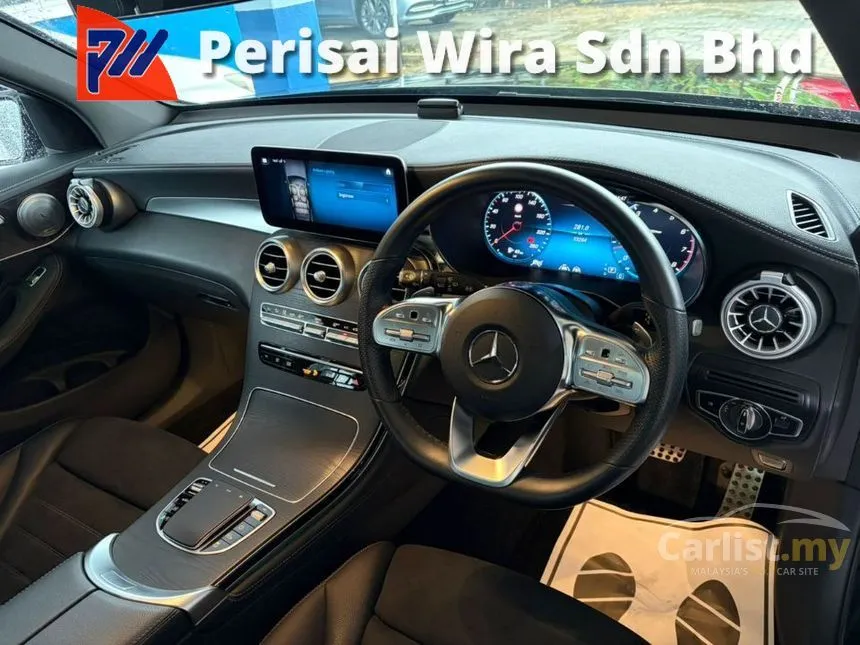 2021 Mercedes-Benz GLC300 4MATIC AMG Line SUV
