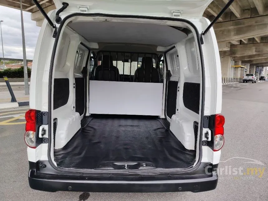 2018 Nissan NV200 Panel Van