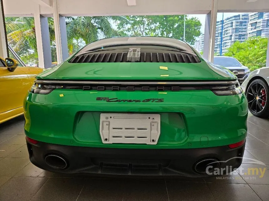 2022 Porsche 911 Carrera GTS Coupe