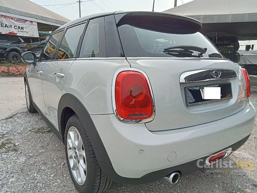 2017 MINI 5 Door Cooper Hatchback