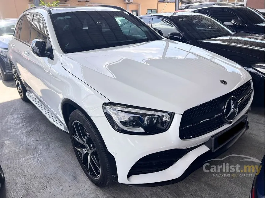 2021 Mercedes-Benz GLC300 4MATIC AMG Line SUV