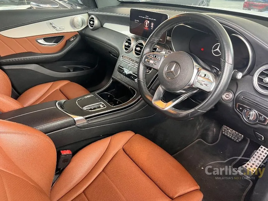 2021 Mercedes-Benz GLC300 4MATIC AMG Line SUV