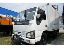 2011 Isuzu NKR (M) 2.8 Lorry Box