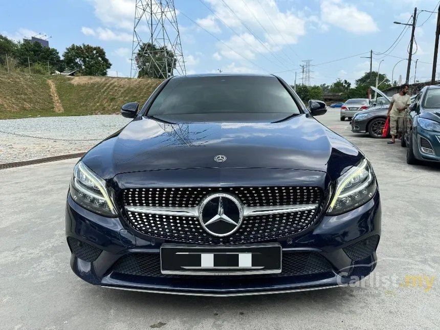 2019 Mercedes-Benz C200 AMG Line Sedan