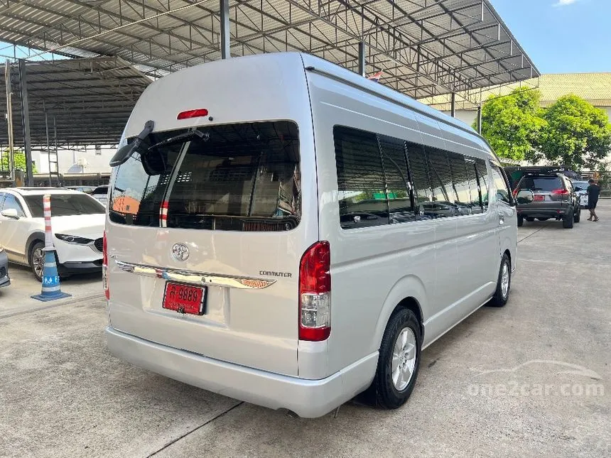 2012 Toyota HIACE D4D Van
