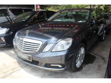 2010 Mercedes-Benz E200 CGI 1.8 Elegance Sedan -- WELL MAINTAINED --