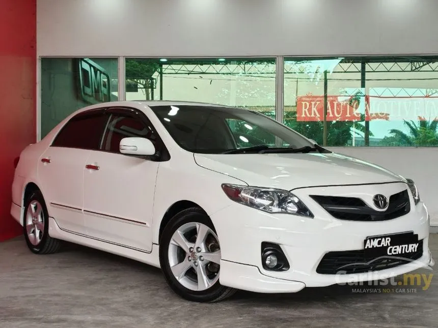 2013 Toyota Corolla Altis V Sedan