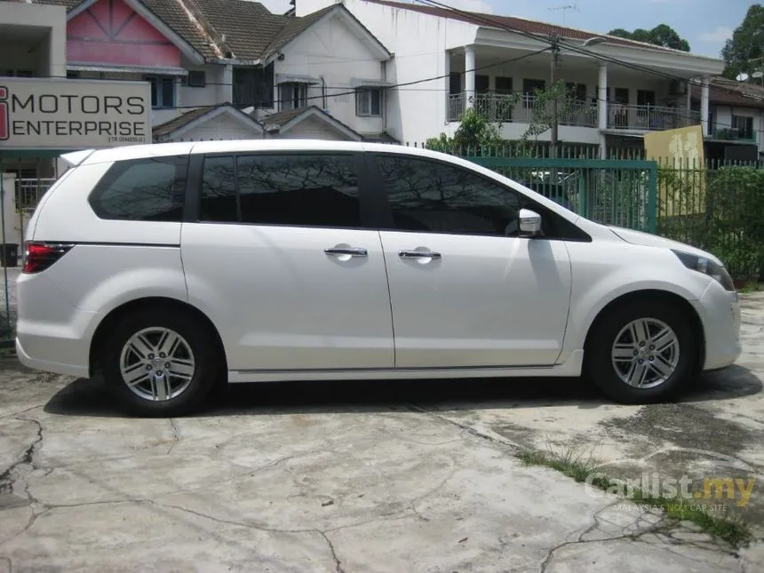 2011 Mazda 8 MPV