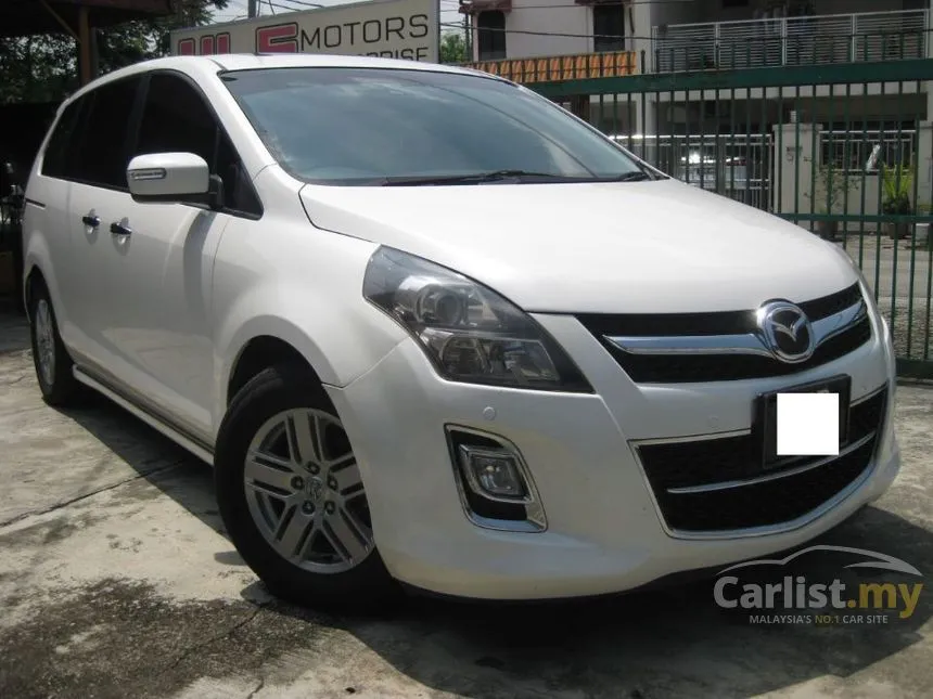 2011 Mazda 8 MPV