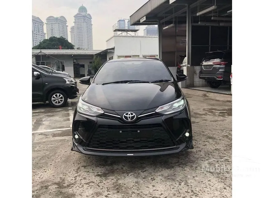 Jual Mobil Toyota Yaris 2024 S GR Sport 1.5 di Banten Automatic Hatchback Hitam Rp 319.200.000