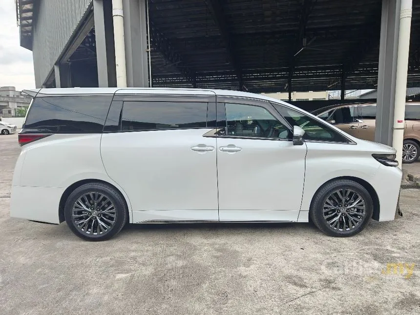 2024 Toyota Vellfire Z Premier MPV