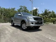 UNSTOPPABLE FORCE TOYOTA HILUX 2.5 G VNT 4X4 (A) 2014  POWERFUL TURBO EDITION