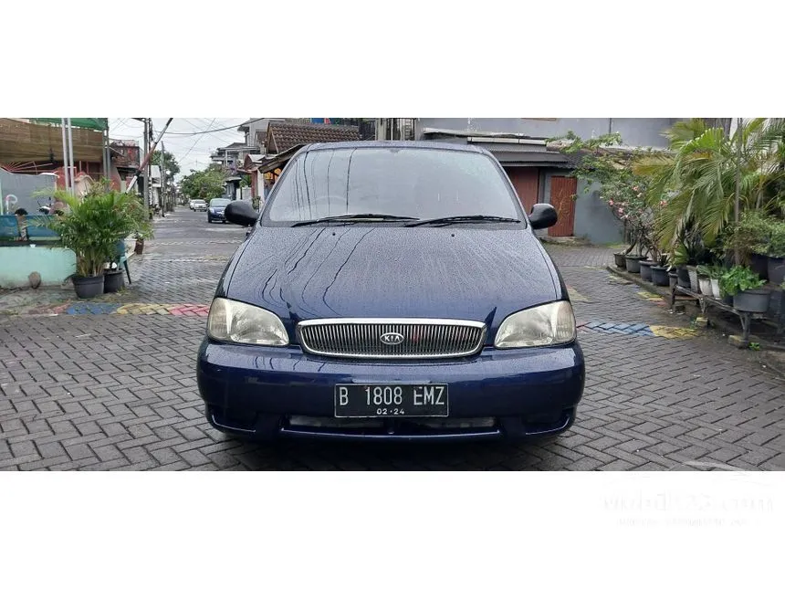 2000 KIA Carnival GS MPV