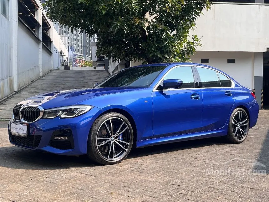 2021 BMW 330i M Sport Sedan