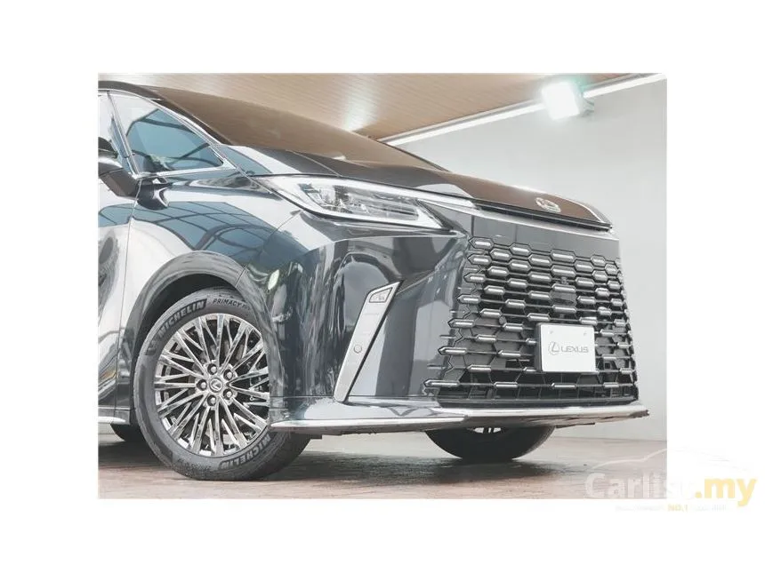 2024 Lexus LM 500h 4 Seater MPV