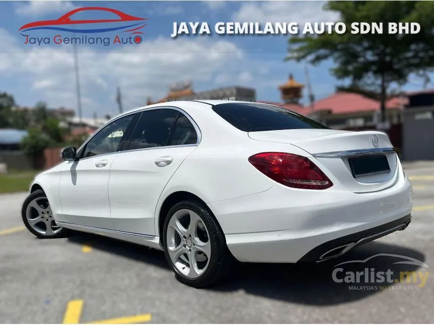 2016 Mercedes-Benz C200 Avantgarde Sedan