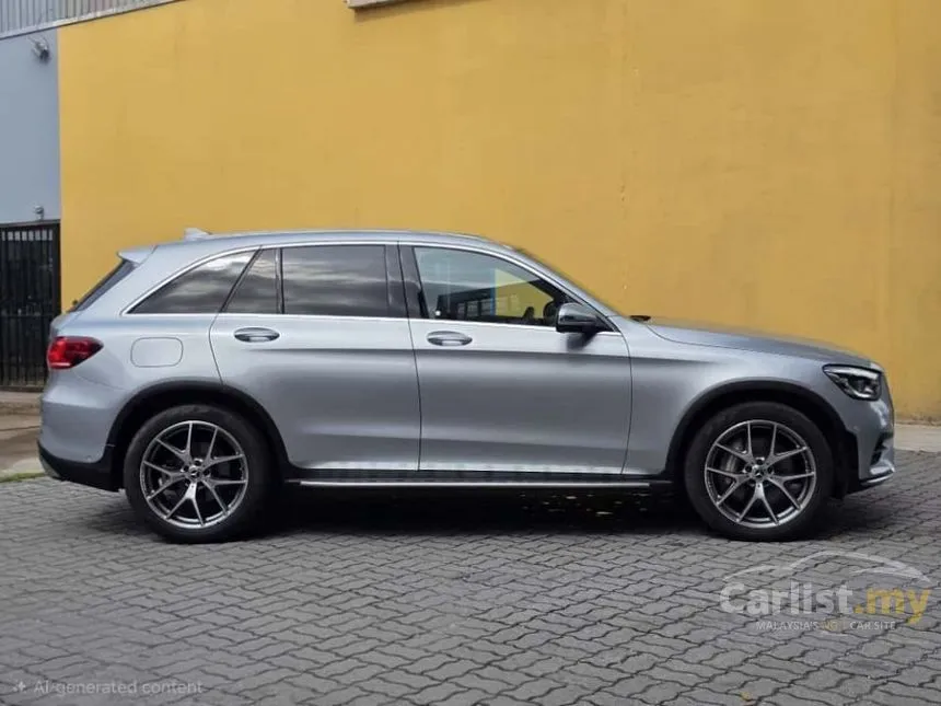 2022 Mercedes-Benz GLC300 4MATIC AMG Line SUV