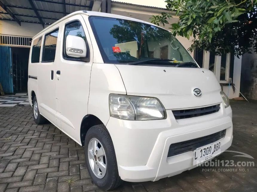 Jual Mobil Daihatsu Gran Max 2014 Mini Bus D 1.3 di Jawa Timur Manual Van Putih Rp 94.000.000