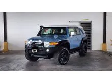 2014 Toyota FJ Cruiser 4.0 SUV, 3 Year Warranty, TipTop Condition, Full Accessories