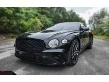 2019 Bentley Continental GT 6.0 W12 Coupe (A) DIRECT OWNER, BLACK AND BEIGE LEATHER INTERIOR, SOFT CLOSE DOOR, DIAMOND CUT SEATS, TIPTOP CONDITION