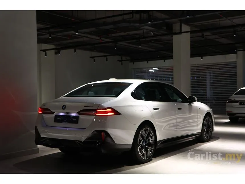 2024 BMW i5 eDrive40 M Sport Sedan