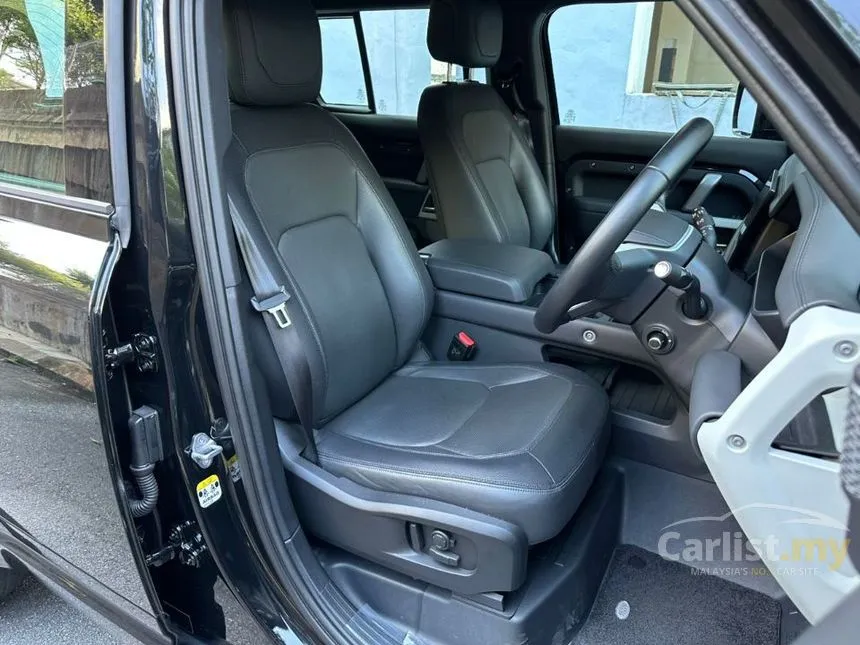 2022 Land Rover Defender 110 D300 SUV