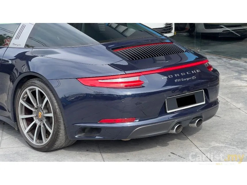 2018 Porsche 911 Targa 4 GTS Convertible