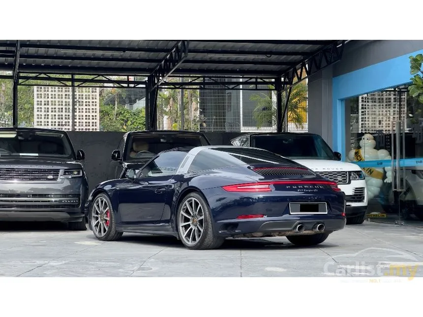 2018 Porsche 911 Targa 4 GTS Convertible