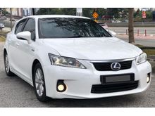 2011 Lexus CT200h 1.8 Luxury Hatchback