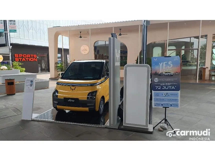 Jual Mobil Wuling Air EV 2024 Long Range di Banten Automatic Hatchback Kuning Rp 200.000.000