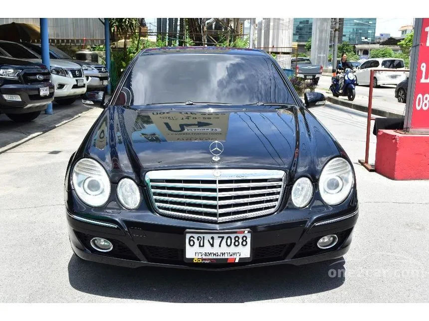 2009 Mercedes-Benz E200 NGT Sedan