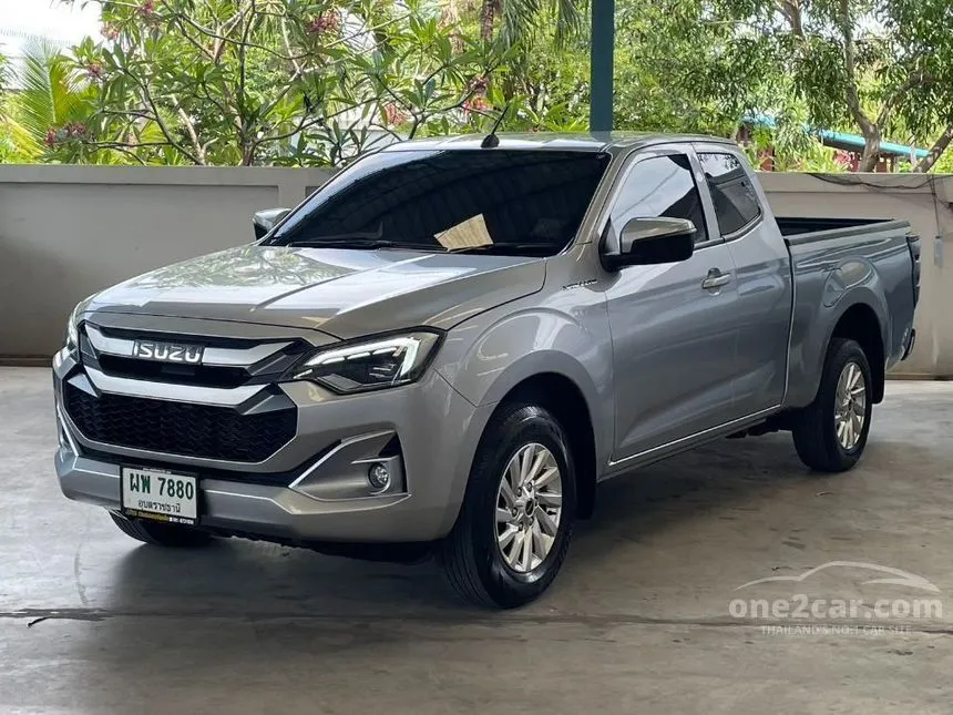 2025 Isuzu D-MAX L Space Cab Pickup