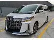 Recon 2022 Toyota Alphard 2.5 SC / ORI MODELISTA KIT / SUNROOF / BSM / DIM / 3 LED