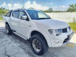 2012 Mitsubishi Triton 2.5 VGT Dual Cab 4X4 Pickup