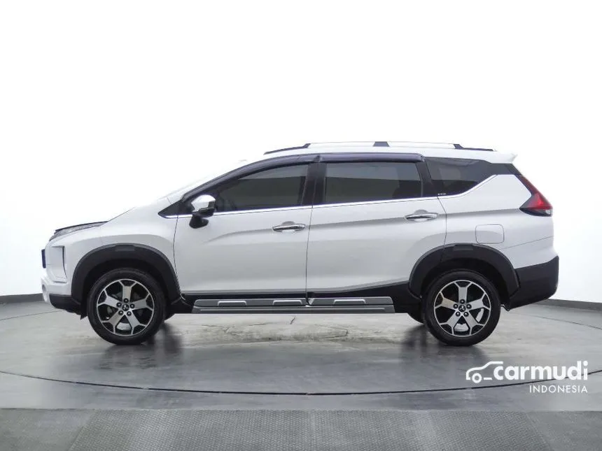 2022 Mitsubishi Xpander CROSS Premium Package Wagon