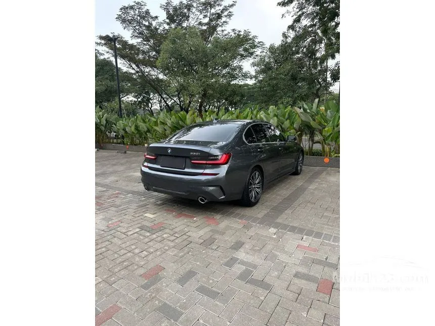 2021 BMW 330i M Sport Sedan