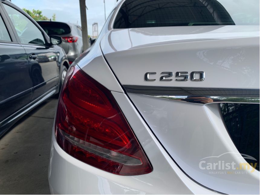 W205 Mercedes-Benz C 250 AMG Line - RM339,888