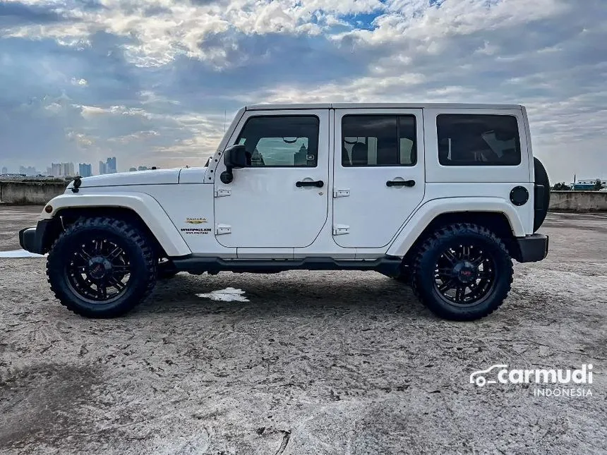 2014 Jeep Wrangler Sahara Unlimited 4 Door SUV