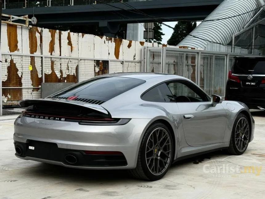 2022 Porsche 911 Carrera 4S Coupe