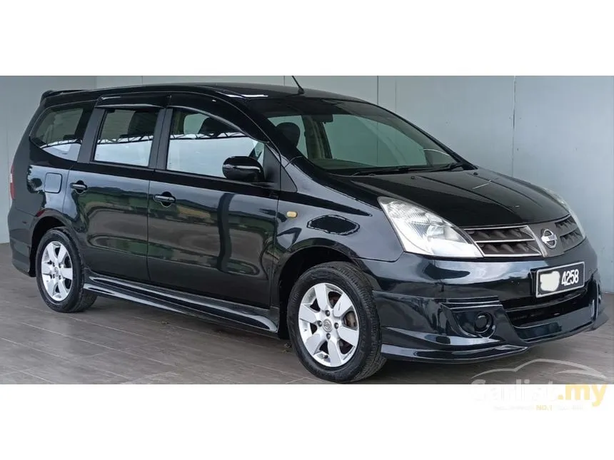 2011 Nissan Grand Livina Luxury MPV