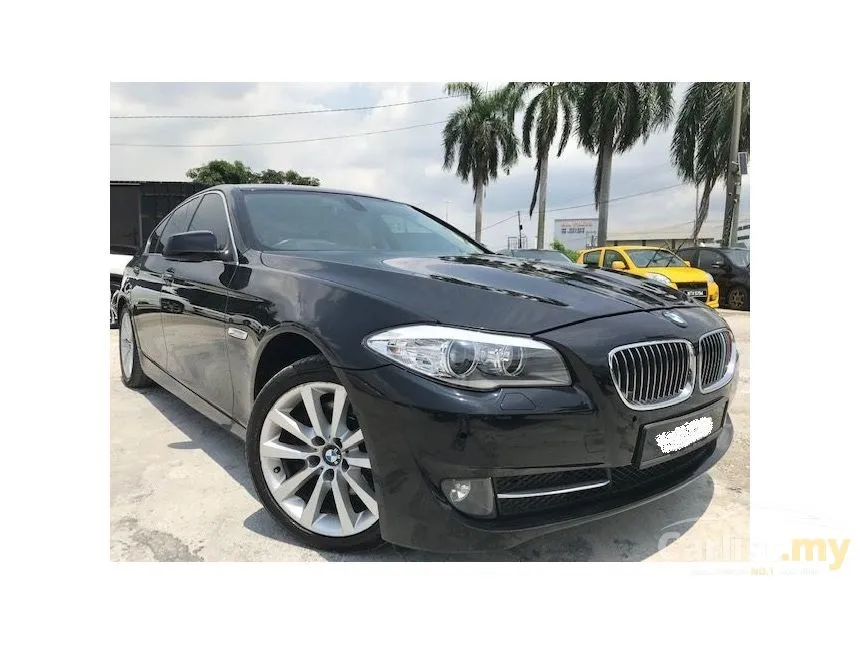 2010 BMW 523i Sedan