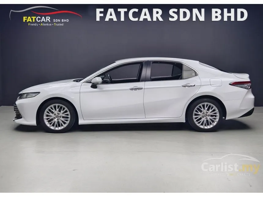2019 Toyota Camry V Sedan