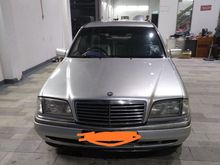 1995 Mercedes-Benz C220 2.2 Elegance Sedan